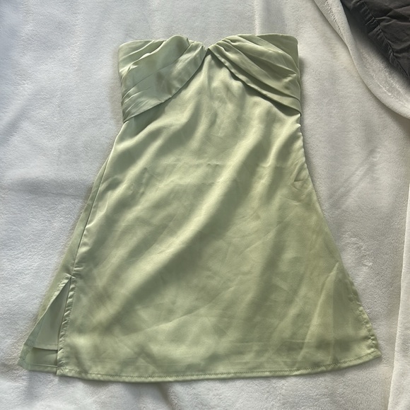 Princess Polly Irena dress - Picture 2 of 3